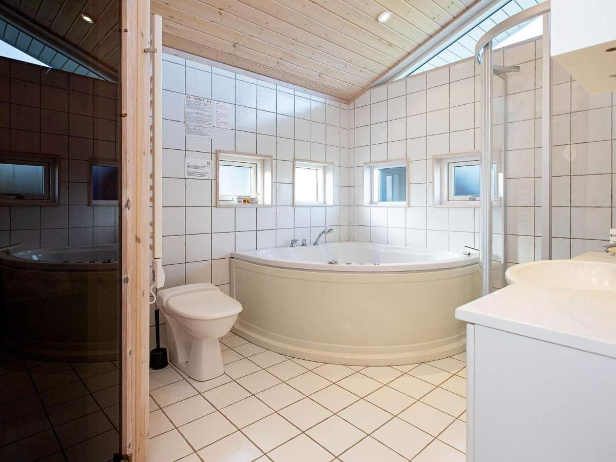 10 Person Holiday Home In Idestrup Bøtø By Εξωτερικό φωτογραφία